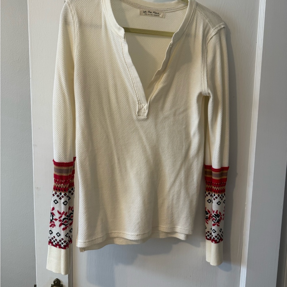 Thermal shirt with knit sleeve detail
